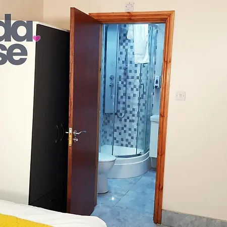 Kunda House Bournbrook バーミンガム